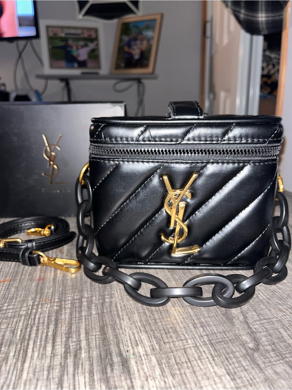 YSL Beaute Cosmetic Case - Picture 3 of 14